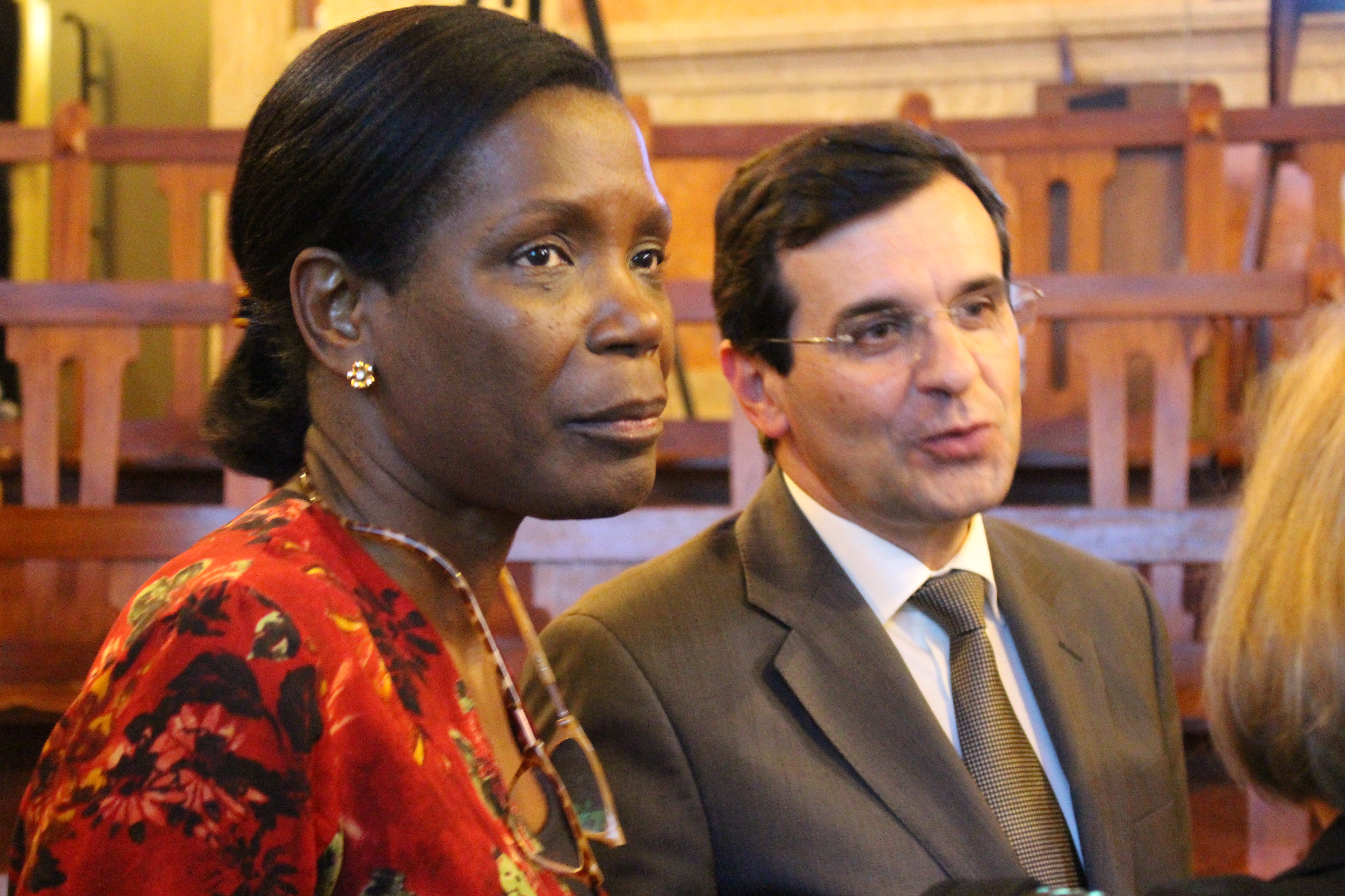 Ministra da Justiça, Francisca Van Dunem, e Ministro da Saúde, Adalberto Campos Fernandes