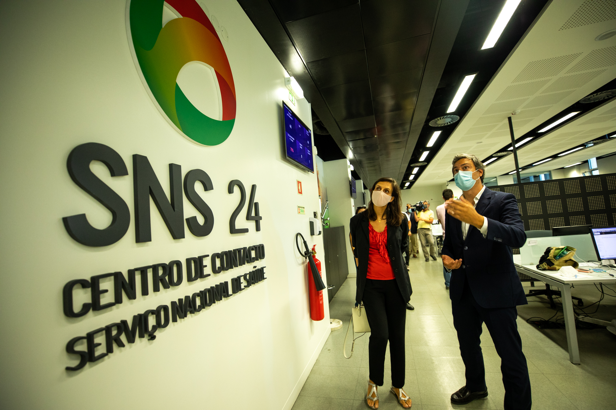 SNS 24 recebe visita da Secretária de Estado Adjunta e da Saúde