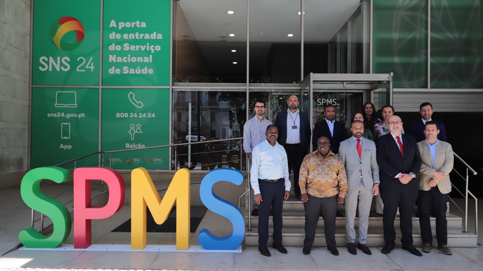 Instituto Nacional de Governo Eletrónico de Moçambique visita SPMS